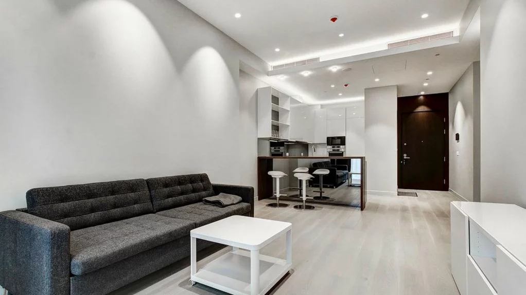 1 Bedroom Apartment 62 m2 on the 19th floor in Neva Towers, photo 3